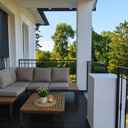 Pannonia Apartment *
